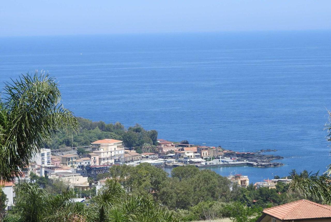 阿茨特雷扎Mansarda Sul Mare Dei Ciclopi公寓 外观 照片